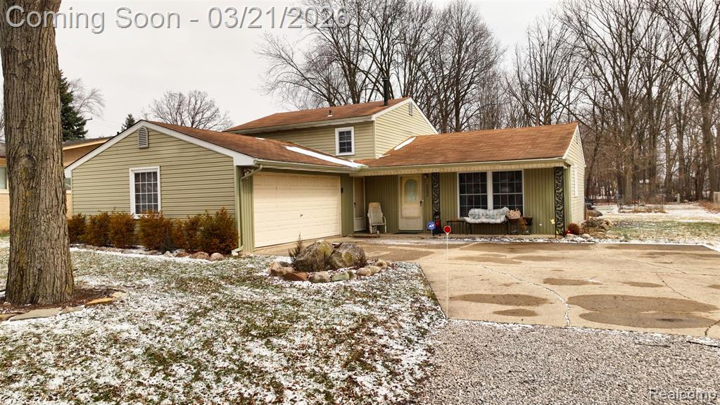 2202 Cook Court, Troy, MI 48083 — front exterior
