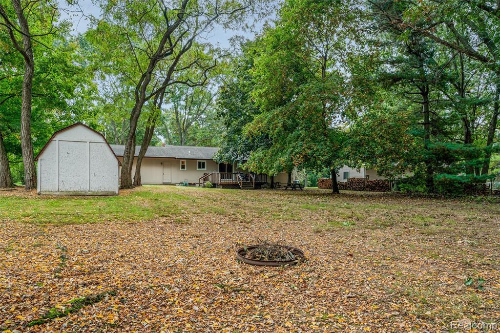 711 S Newman Road, Lake Orion, MI 48362 — Photo 30