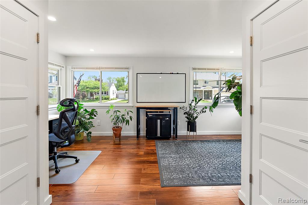 4615 Olivia Avenue, Royal Oak, MI 48073 — Photo 16