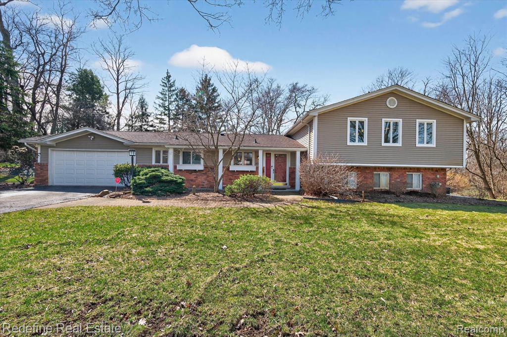 47025 S Chigwidden Drive, Northville, MI 48167 — Photo 4