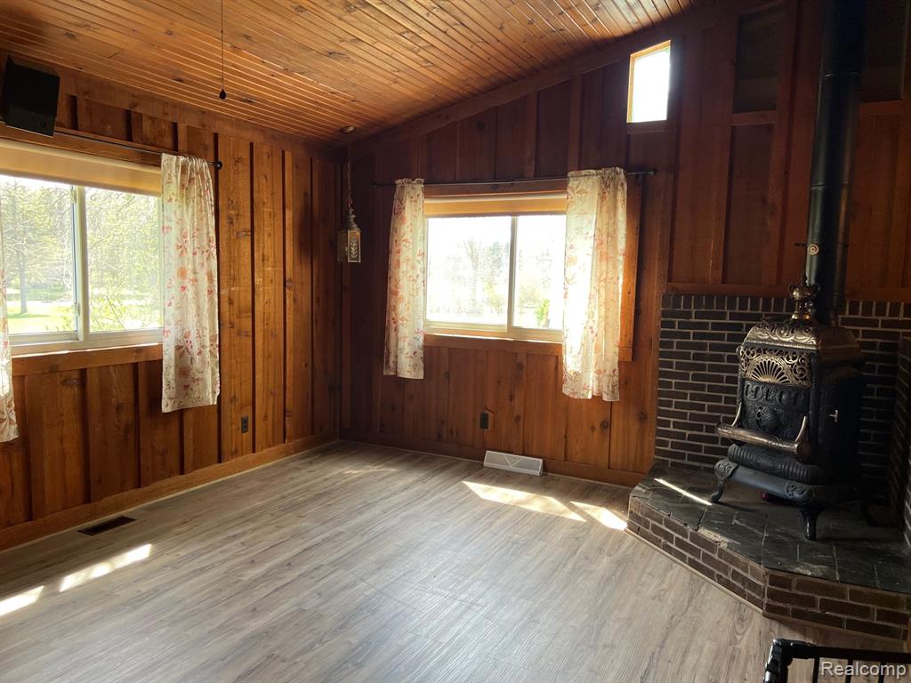 5231 LONSBERRY Road, Columbiaville, MI 48421 — Photo 35