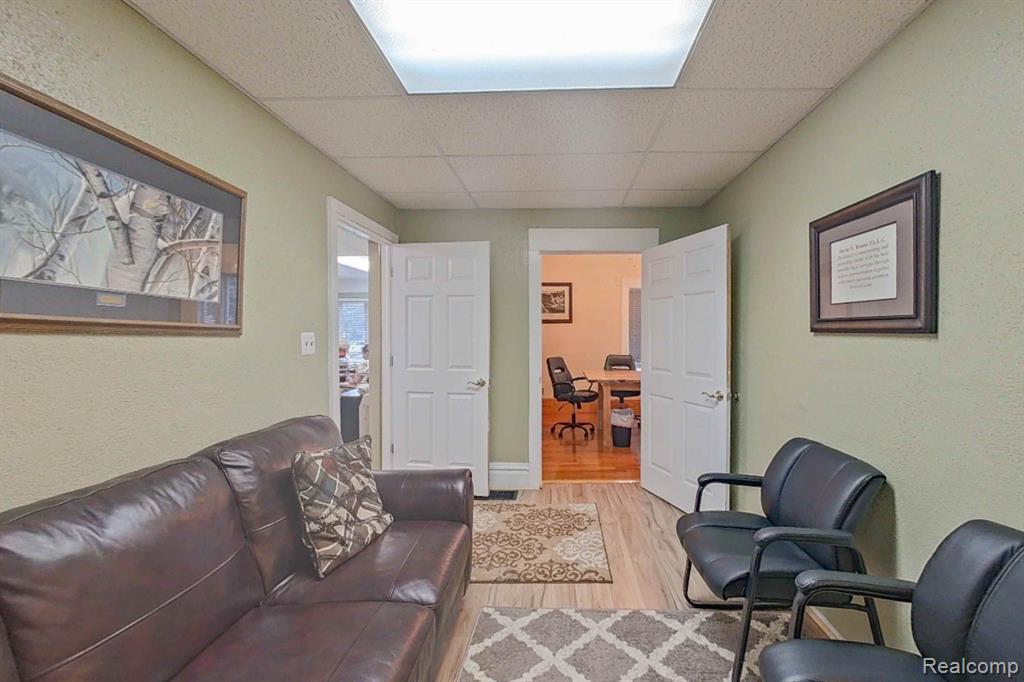 515 E GRAND RIVER Avenue, Howell, MI 48843 — Photo 24