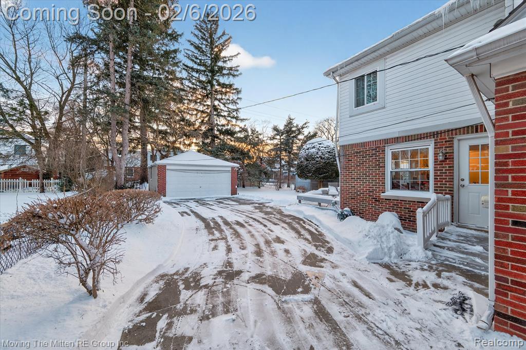 351 Ridgemont Road, Grosse Pointe Farms, MI 48236 — Photo 53