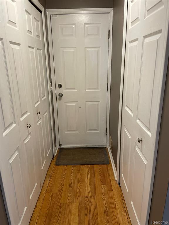 6508 Cloverton Drive, Waterford, MI 48329 — Photo 26