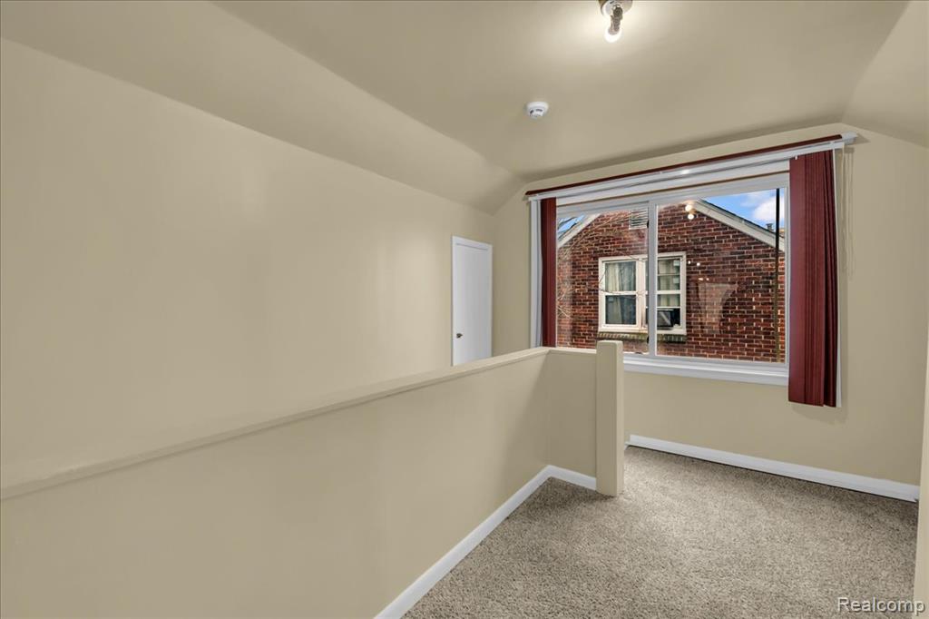 8882 Warwick Street, Detroit, MI 48228 — Photo 20