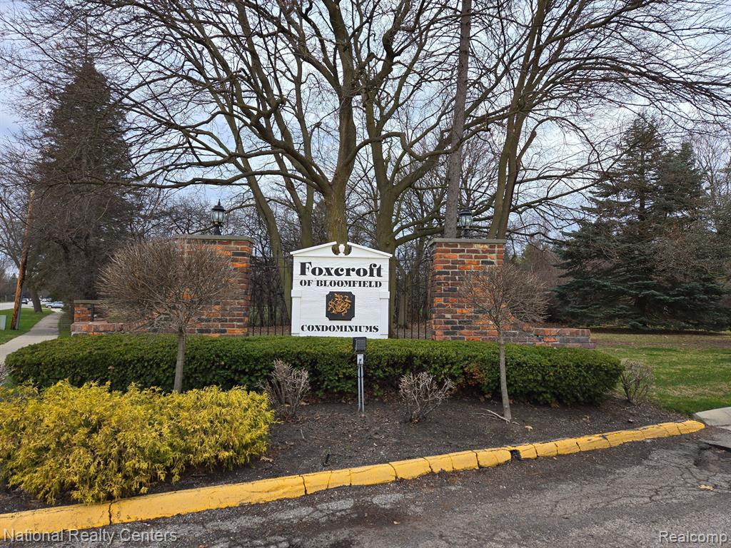 450 BILLINGSGATE, C, Bloomfield Hills, MI 48301 — Photo 28