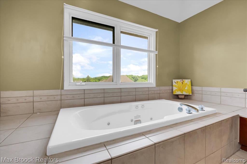 47159 Northumberland Street, Novi, MI — Photo 37