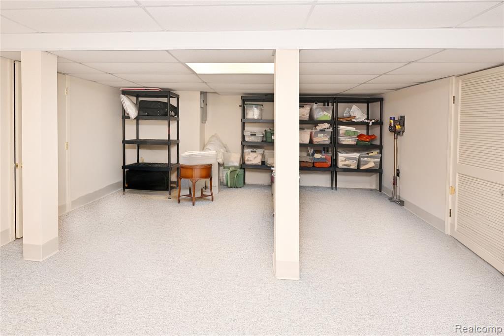 6024 Ledgeway Drive, West Bloomfield, MI — Photo 28