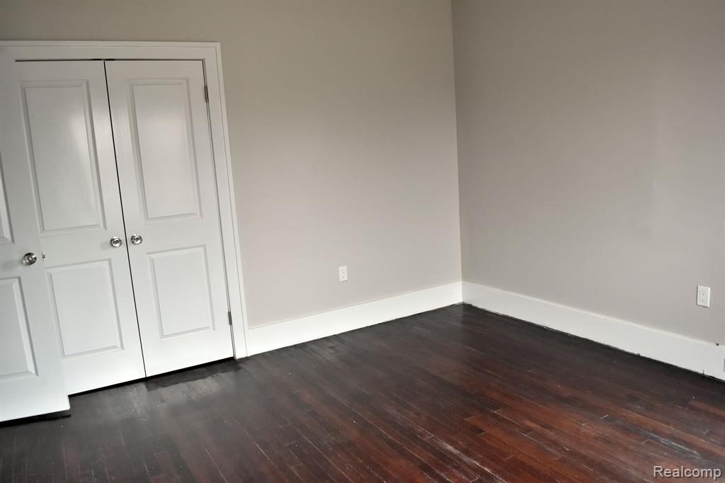 2054 EDISON Street, Detroit, MI 48206 — Photo 29