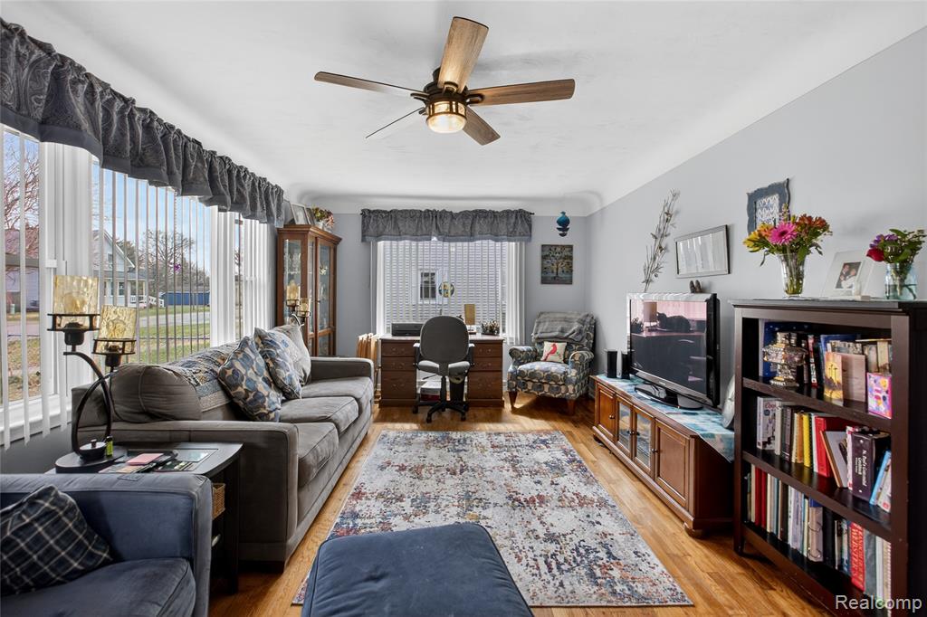 8426 Atwood Drive, Millington, MI 48746 — Photo 5