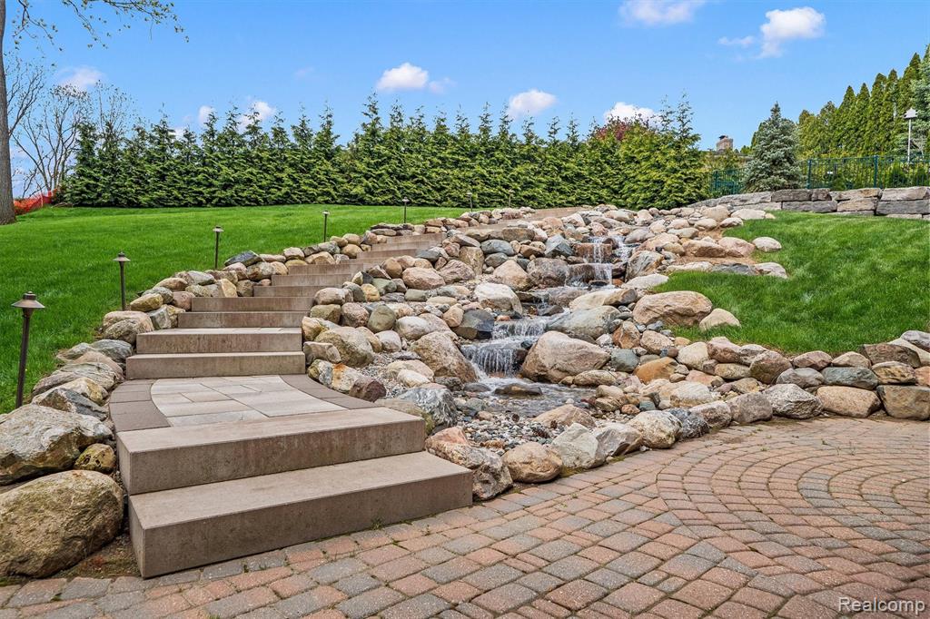 6608 Minnow Pond Drive, West Bloomfield, MI — Photo 51