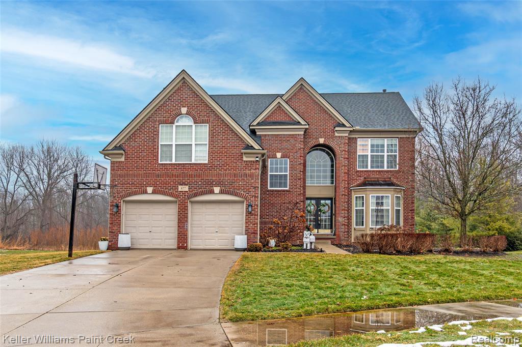 877 Wynstone Circle N, Oakland, MI — Photo 2