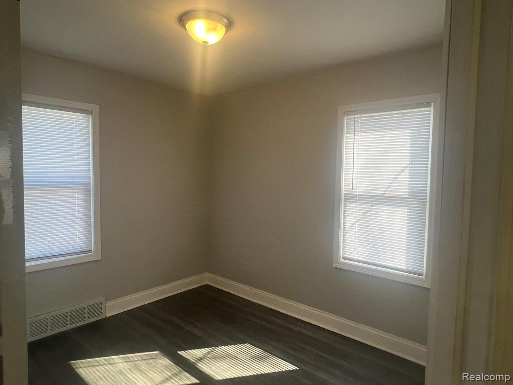 8680 Stahelin Avenue, Detroit, MI 48228 — Photo 8