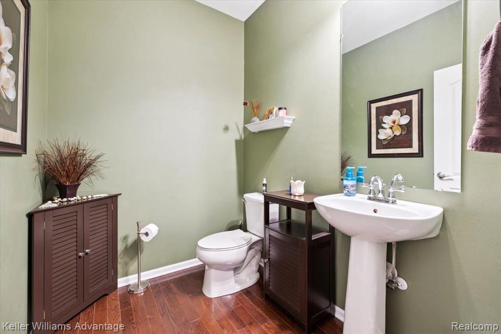 51146 UPLAND VIEW Street, Canton, MI 48188 — Photo 15