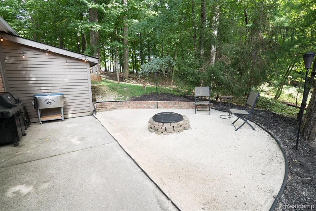 45778 FERMANAGH Drive, Northville, MI 48168 — Photo 10