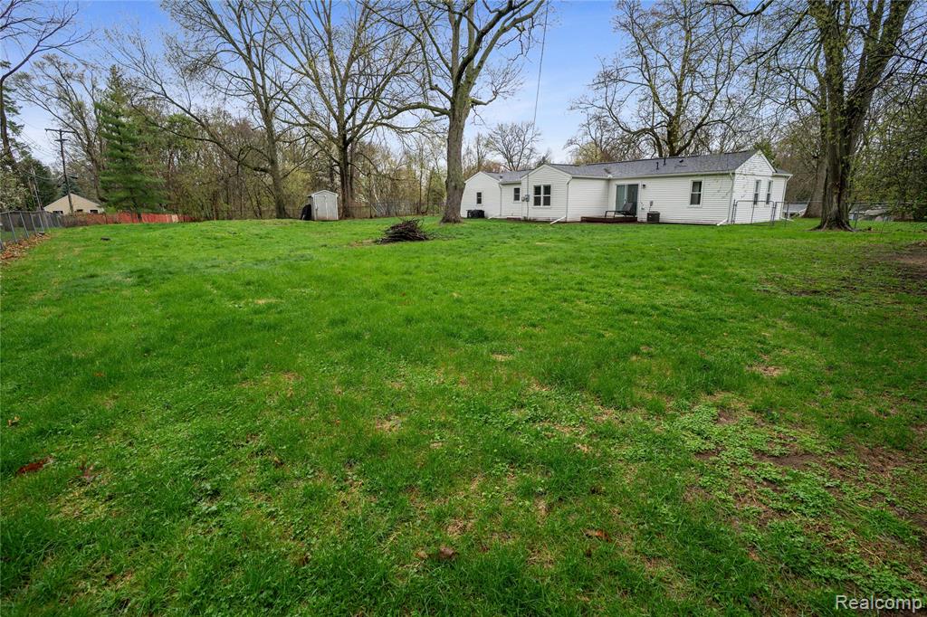 620 S Briarvale Drive, Auburn Hills, MI 48326 — Photo 30