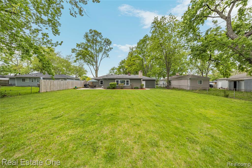2262 Kohler Street, Waterford, MI 48329 — Photo 46