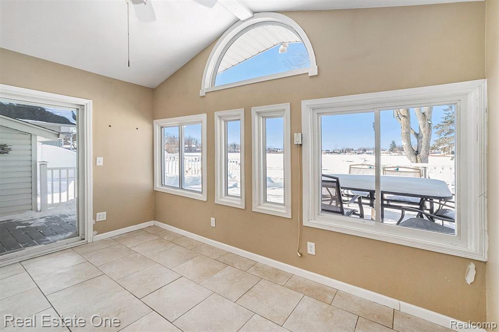 11422 Skyline Drive, Fenton, MI 48430 — Photo 21