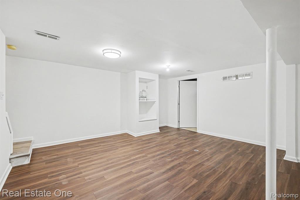 1797 Poppleton Drive, West Bloomfield, MI 48324 — Photo 33