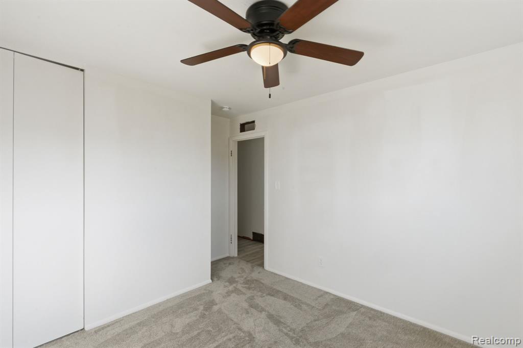 42142 Betley Drive, Sterling Heights, MI 48313 — Photo 16
