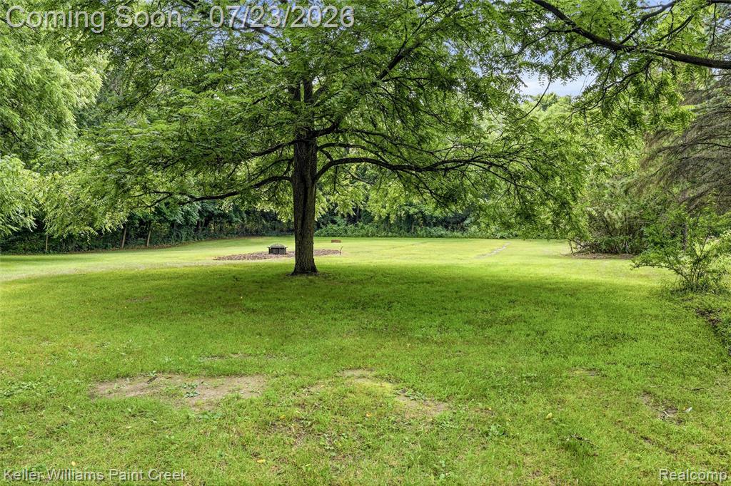 423 East Road, Holly, MI 48442 — Photo 45