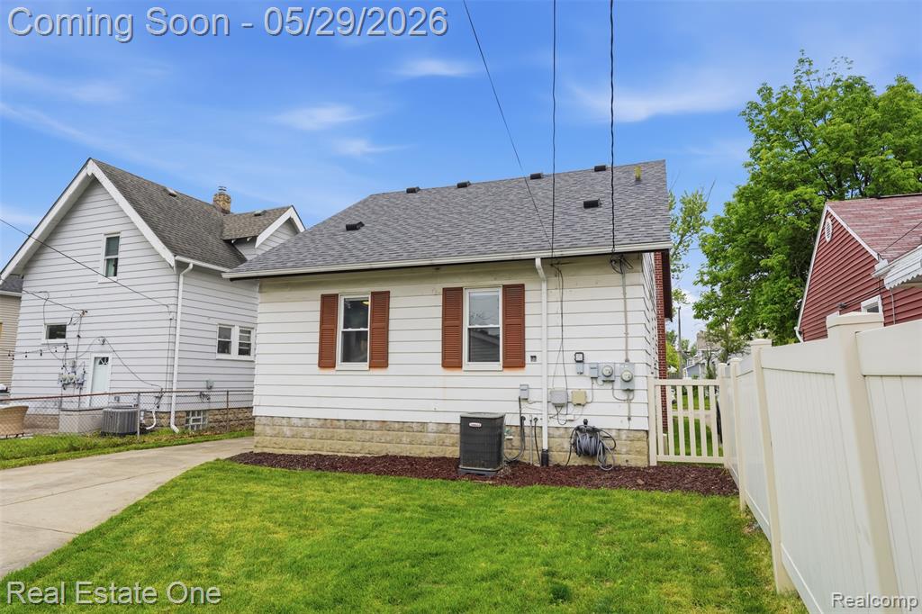 3600 Royal Avenue, Berkley, MI 48072 — Photo 37