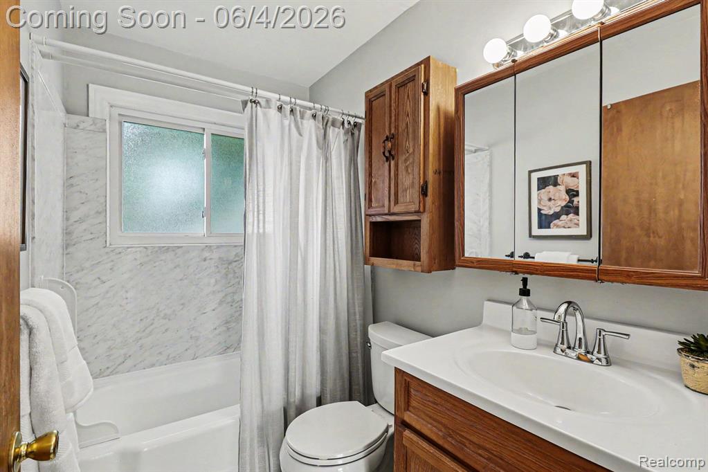 6608 Helen Street, Garden City, MI — Photo 9