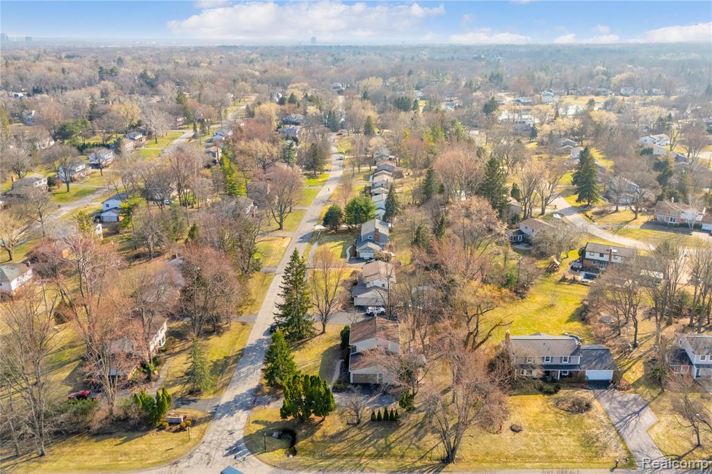 5516 Priory Lane, Bloomfield Hills, MI 48301 — Photo 43