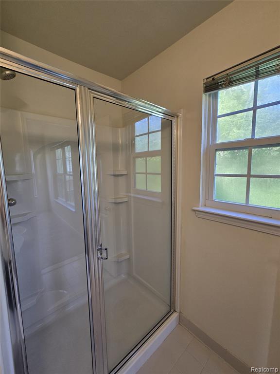 27601 Hidden Oaks Drive, Brownstown, MI 48183 — Photo 8