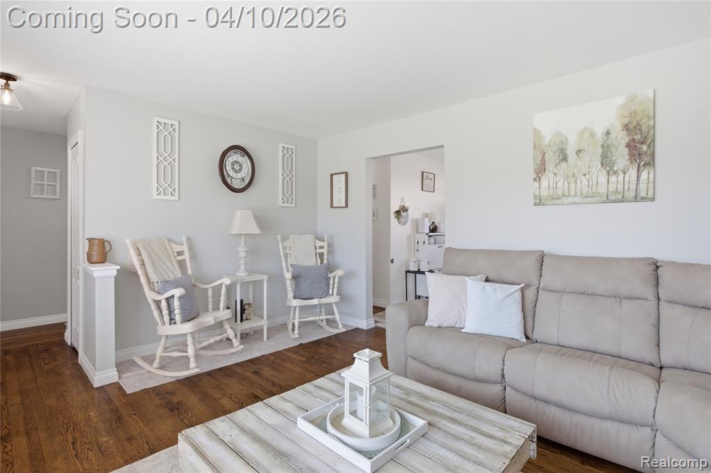 30725 Whittier Avenue, Madison Heights, MI 48071 — Photo 13
