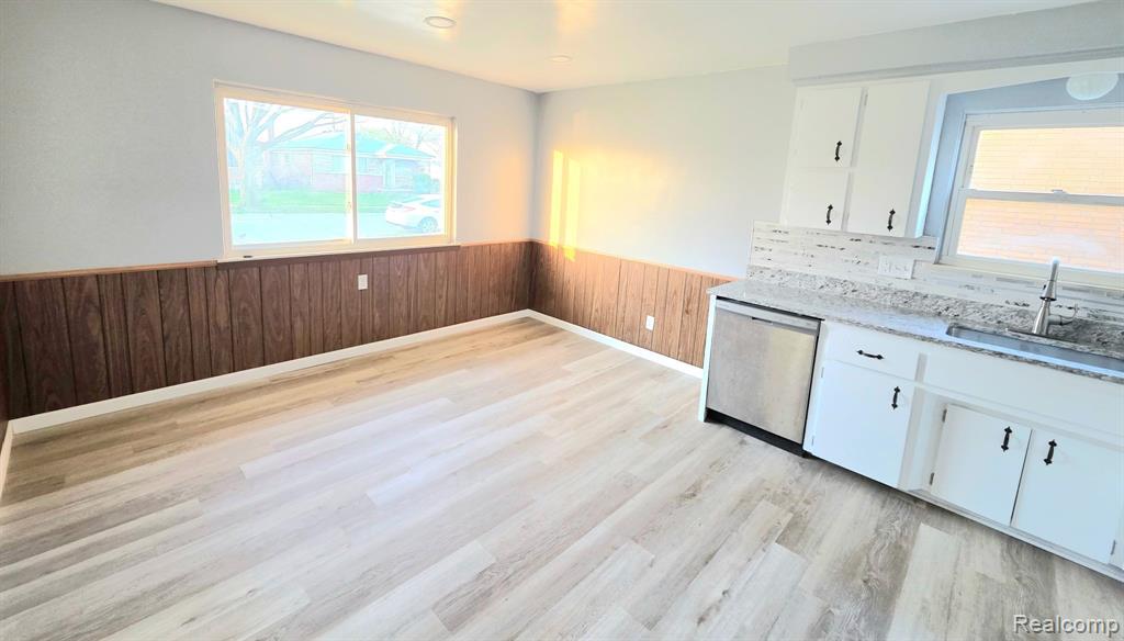 8340 ANNA Avenue, Warren, MI 48093 — Photo 6