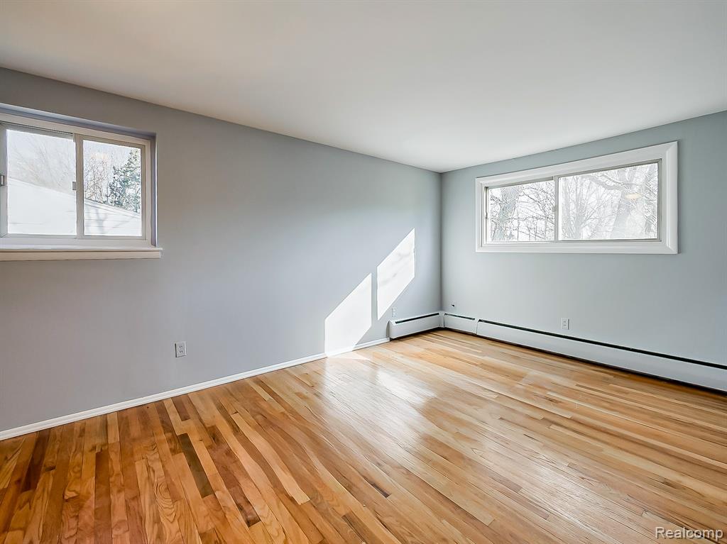 15958 Shadyside Drive, Livonia, MI, 48154