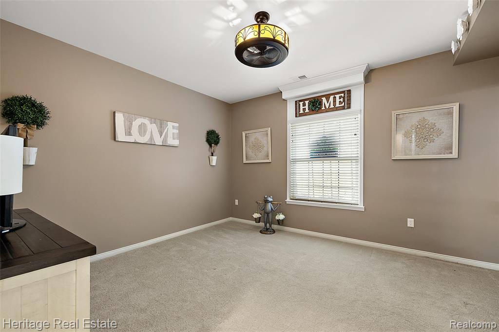 7892 Marie Drive, Utica, MI 48316 — Photo 17
