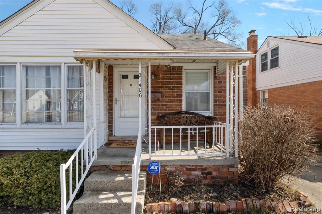 21406 MITCHELLDALE Avenue, Ferndale, MI 48220 — Photo 3