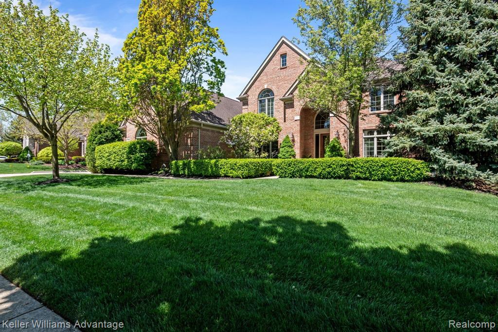 17421 Parkshore Drive, Northville, MI 48168 — Photo 4