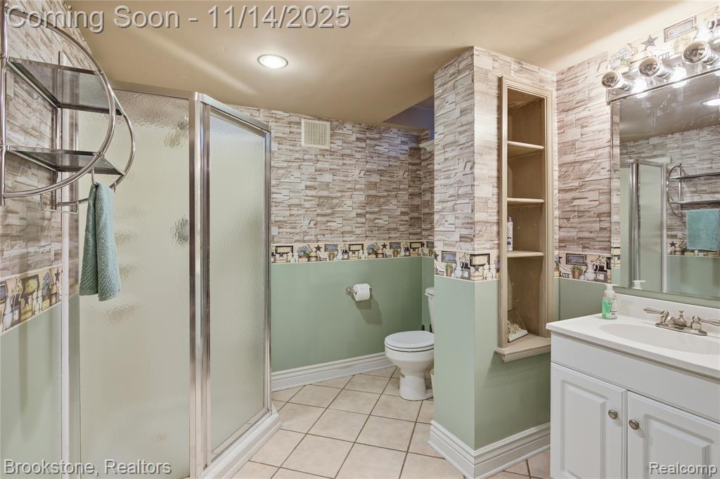 875 Meadowlake Road, Canton, MI 48188 — Photo 26