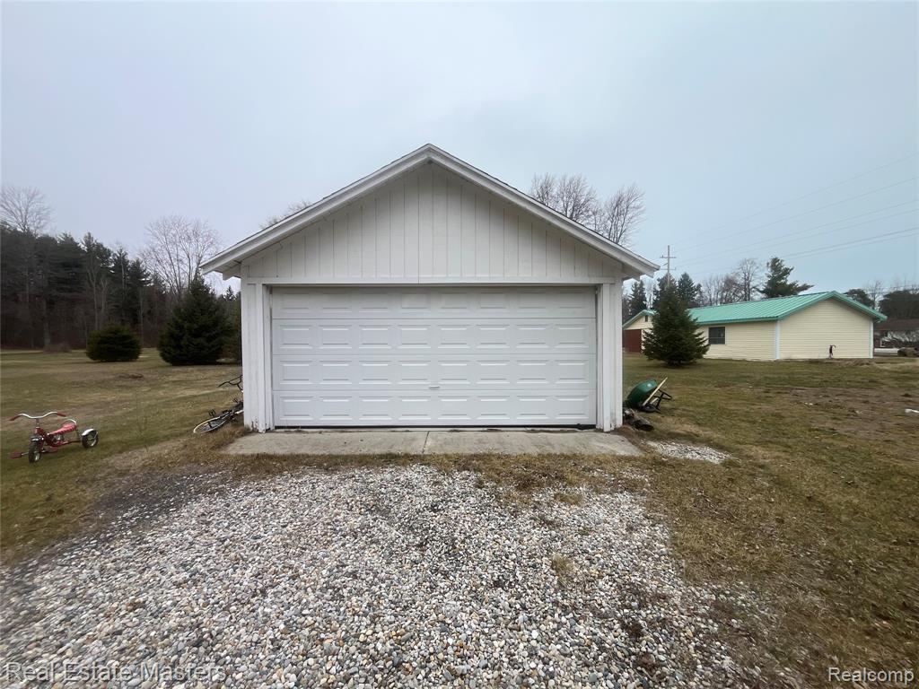 8216 Lakeshore Road Road, Lexington, MI 48450 — Photo 9