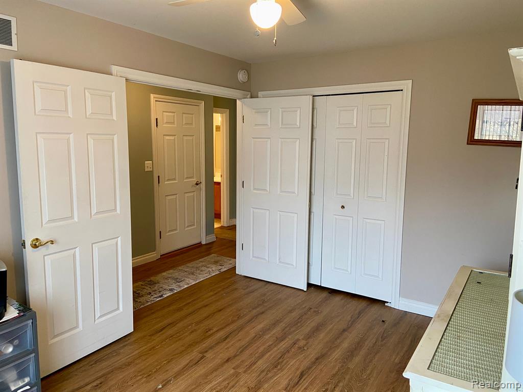936 LIGHTHOUSE Drive, Marysville, MI 48040 — Photo 7