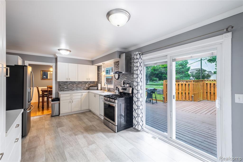 4191 Knollwood Drive, Grand Blanc, MI 48439 — Photo 17
