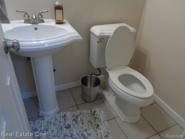 26537 Summerdale Drive, Southfield, MI 48033 — Photo 7