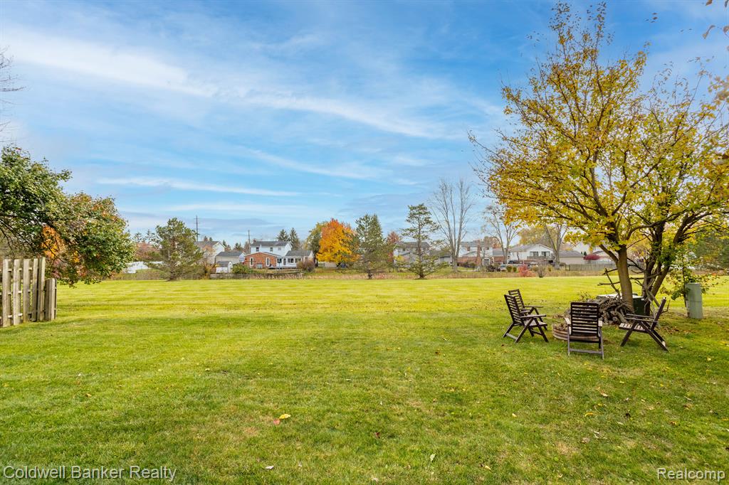 1068 KINGS, Canton, MI 48188 — Photo 34