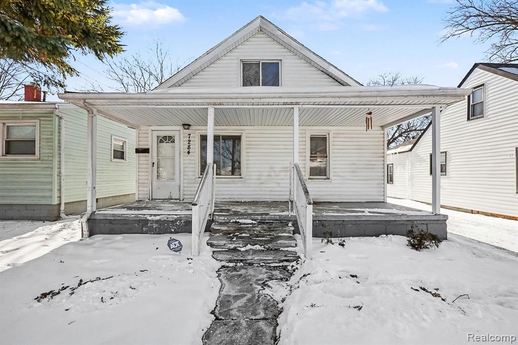 7284 Orchard Avenue, Warren, MI 48091 — front exterior