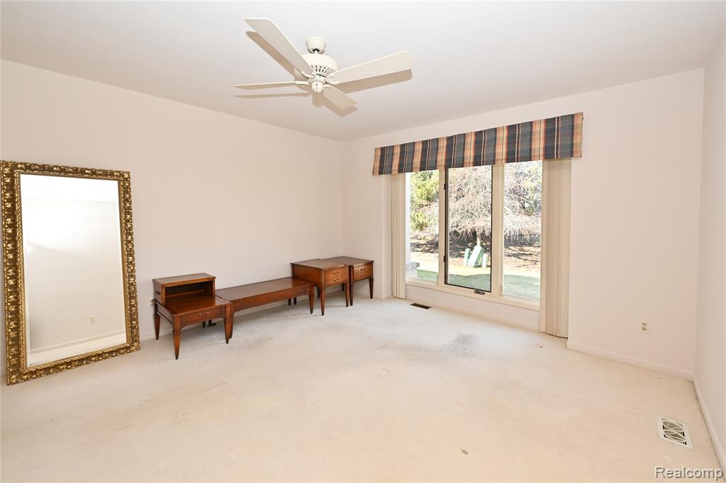 22080 Orchard Way, 37, Beverly Hills, MI 48025 — Photo 21