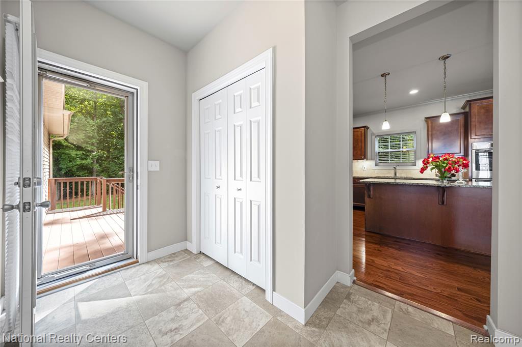 9760 Dornoch Trail, Brighton, MI 48114 — Photo 30