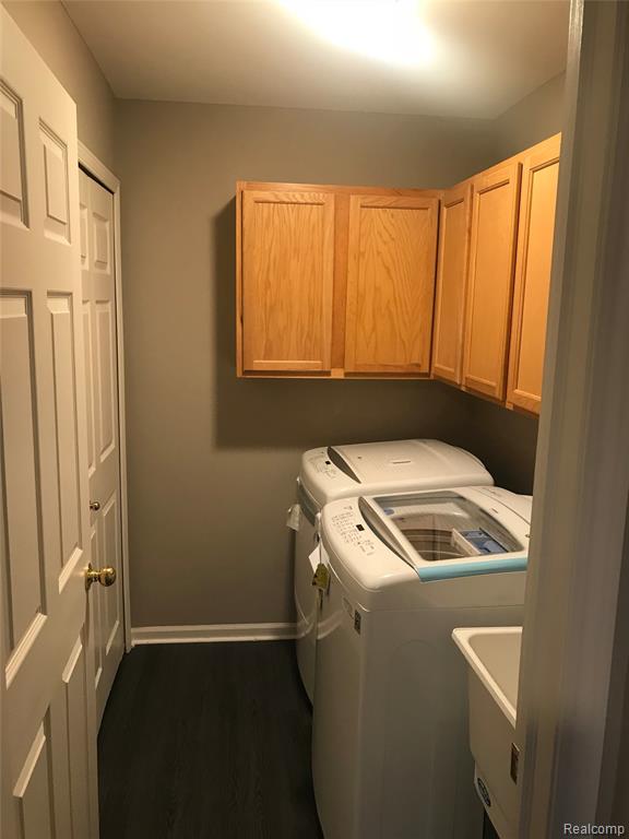 26210 Chesapeake Circle, Walled Lake, MI 48390 — Photo 16