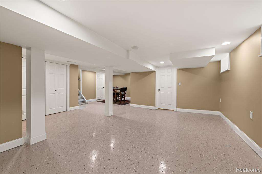 14962 Beatrice Street, Livonia, MI, 48154