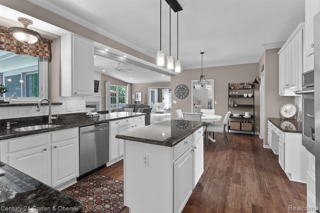 47571 PINE CREEK CT, Northville, MI 48168 — Photo 18