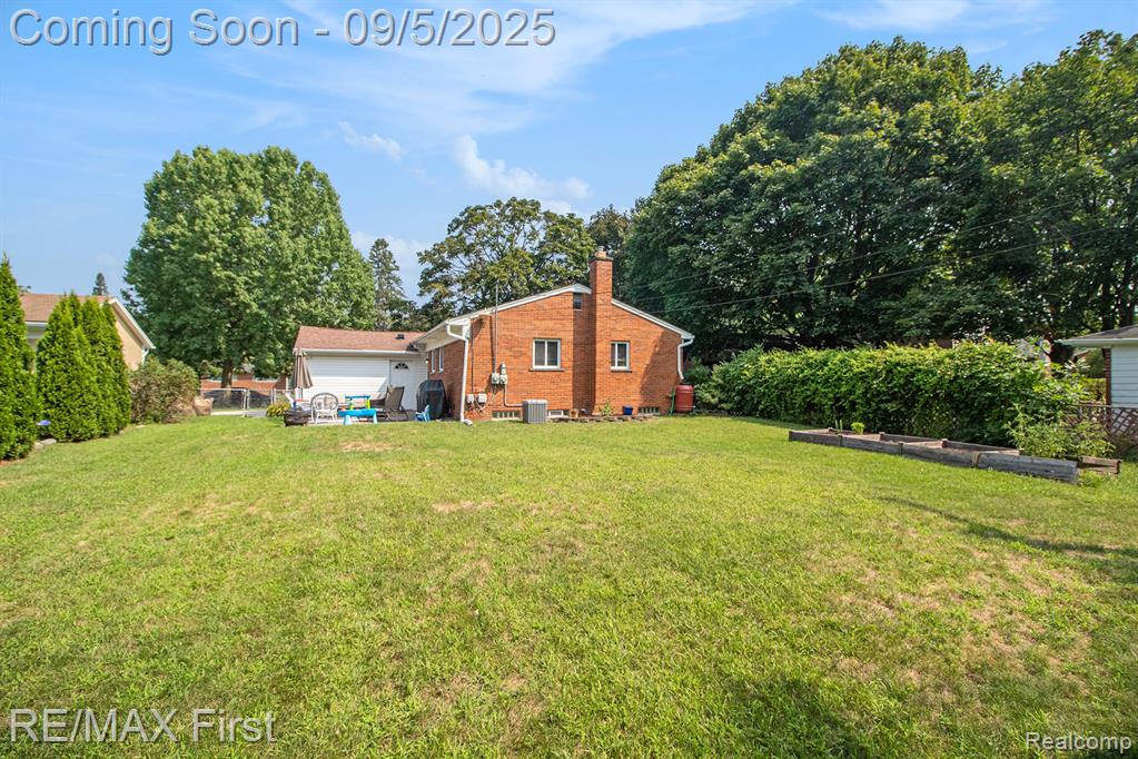 41047 Greenbrook Lane, Plymouth, MI 48170 — Photo 15