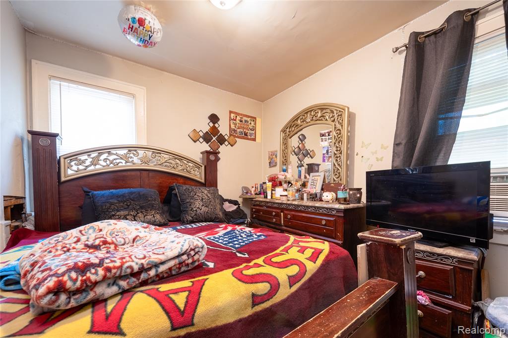 667 Raskob Street, Pontiac, MI 48340 — Photo 7