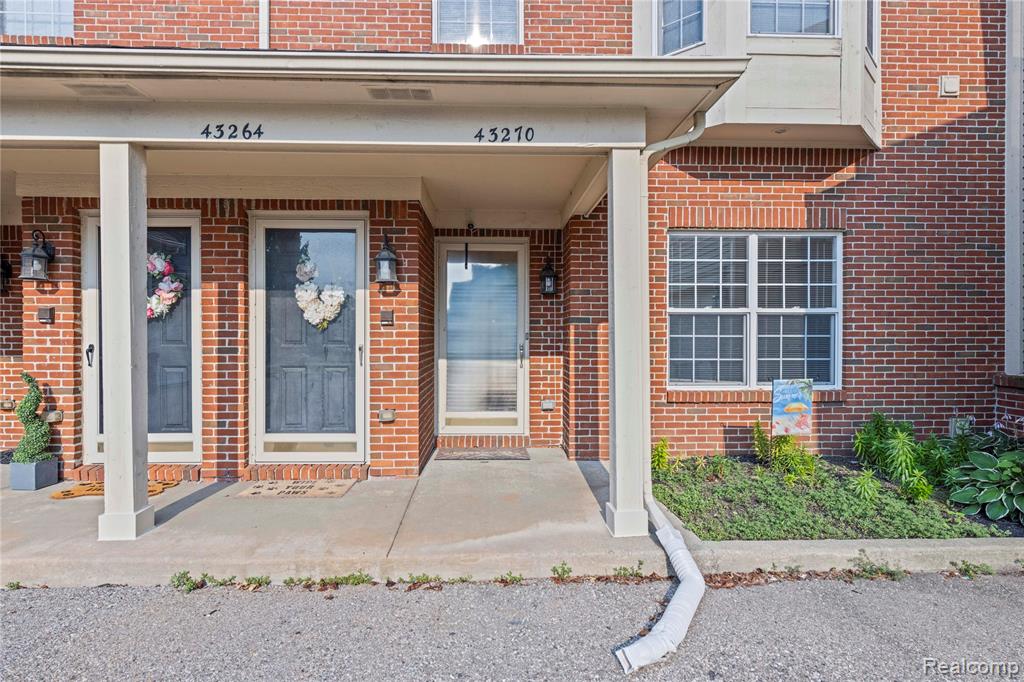 43270 Pendleton Circle, Sterling Heights, MI 48313 — Photo 32
